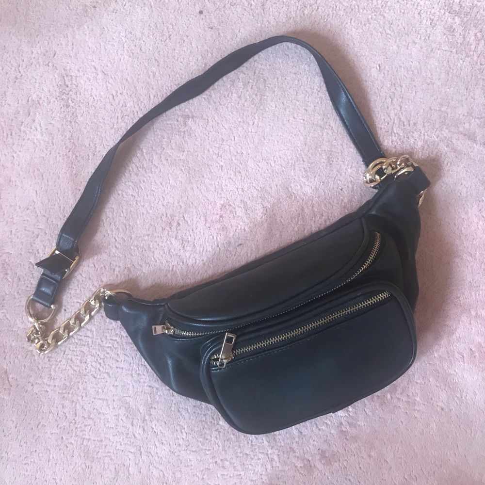 Fanny pack
